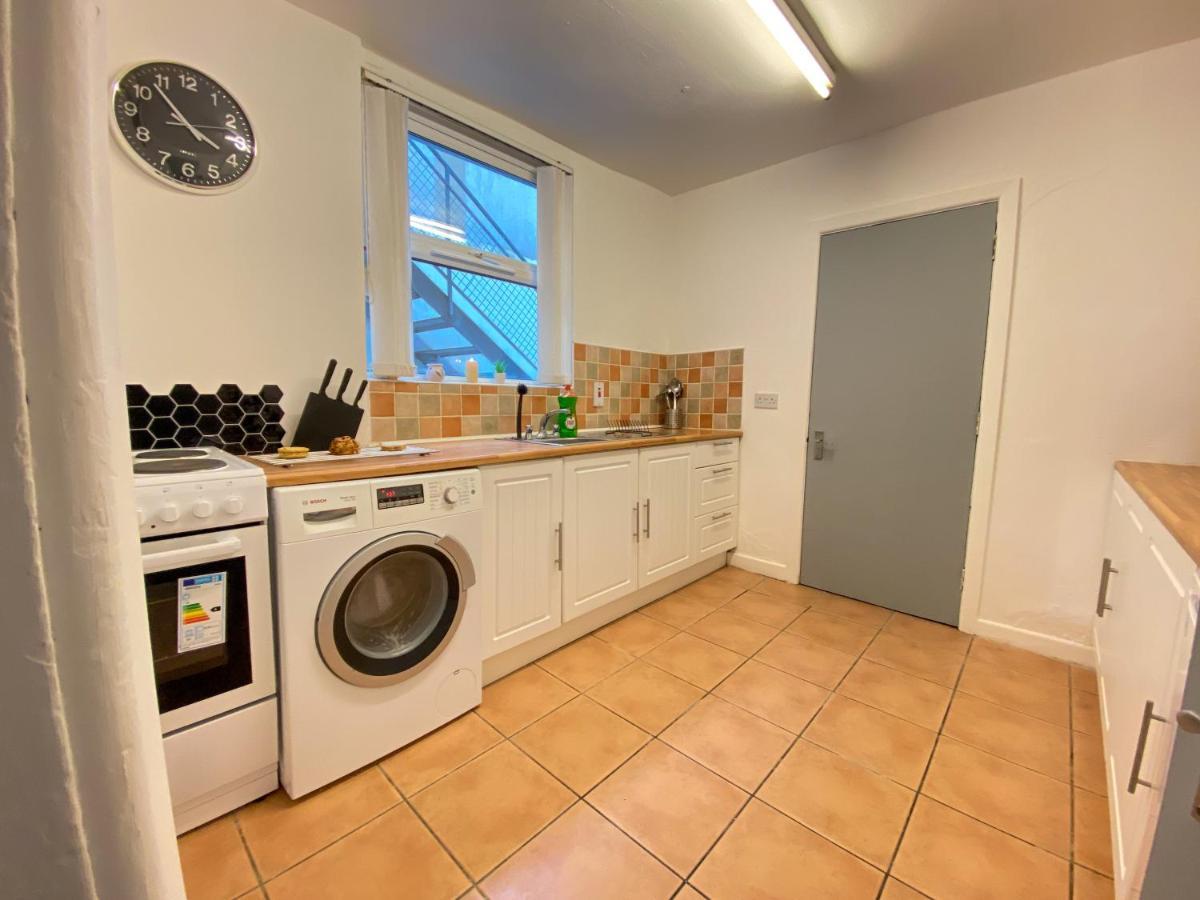 Cheap & Cheerful Apartment Near Bangor Marina Kültér fotó
